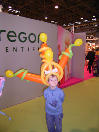 Sculpture sur ballon chapeau pour votre salon professionnel